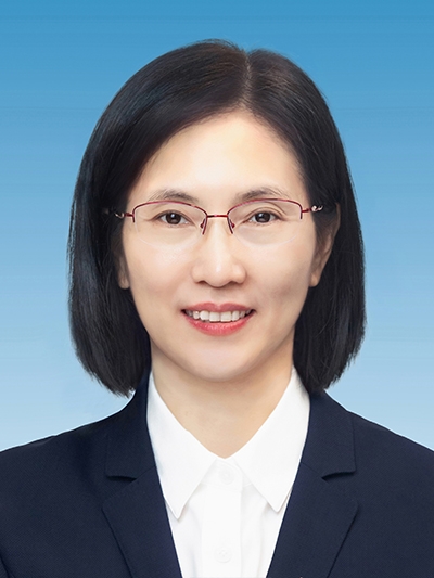 李霞